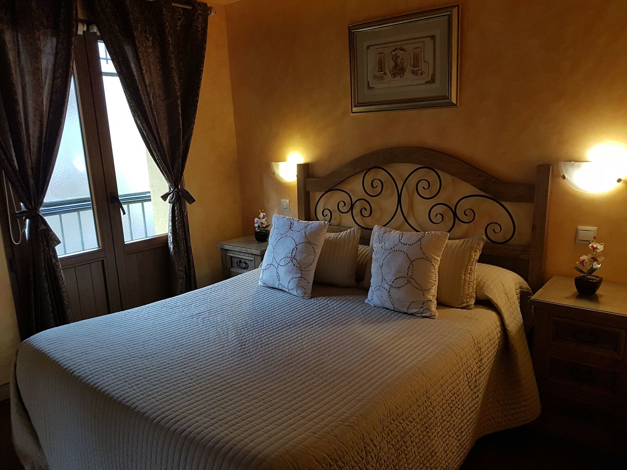 Hostal Segovia Adults Only Extérieur photo